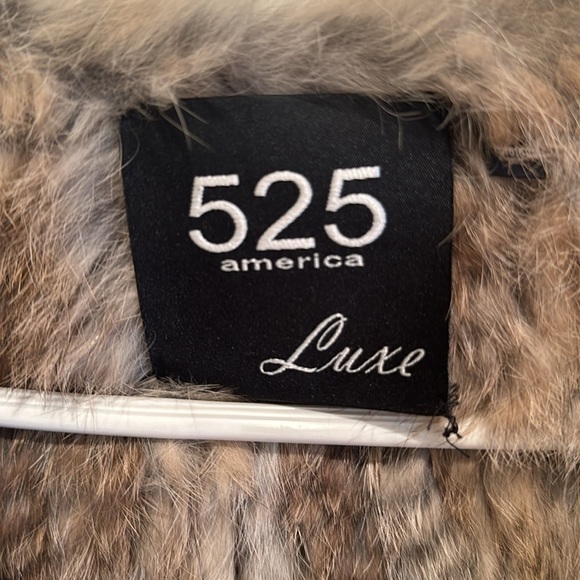 Rabbit fur vest - Picture 3 of 4